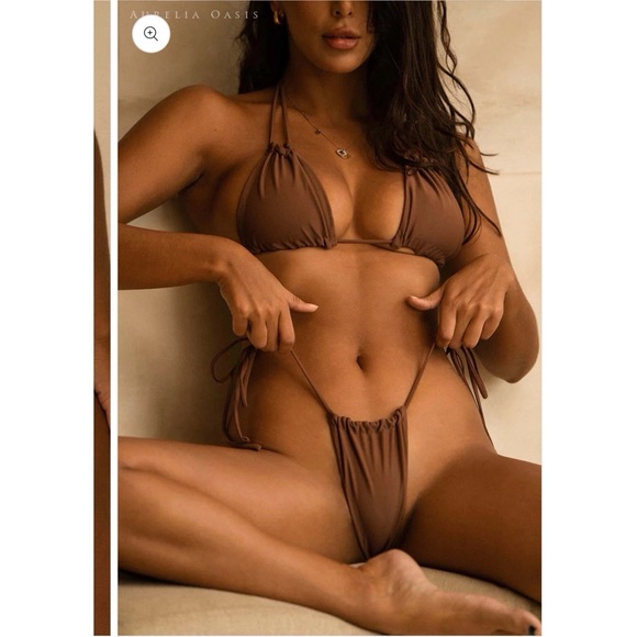 Brown bikini - Picture 1 of 3